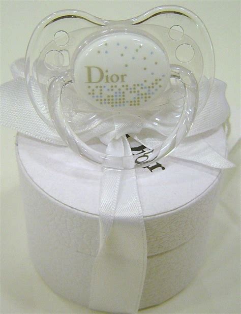 attache tetine dior|Vêtement bébé fille luxe .